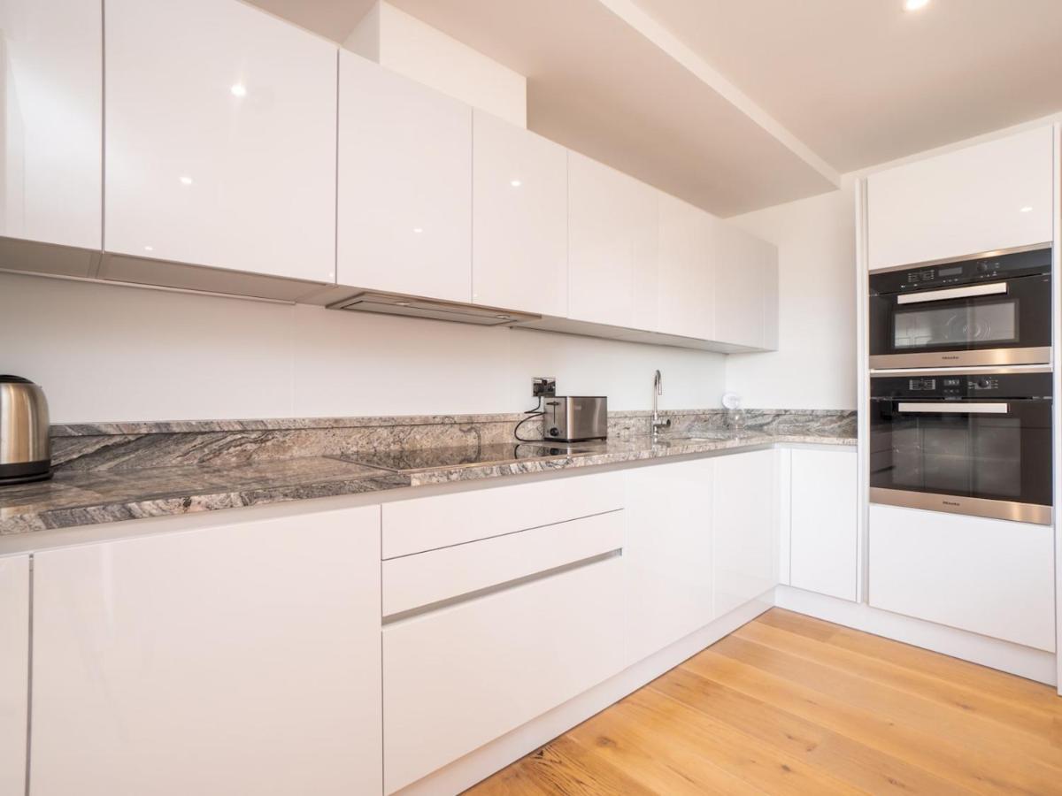 Pass The Keys Quiet 1 Bed Central Apartment With Parking Bath Exterior photo